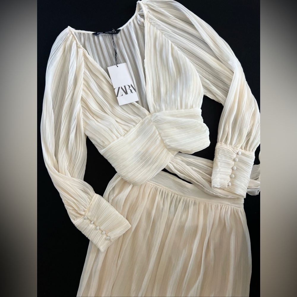 Zara Cream Skirt Set - Picture 9 of 13